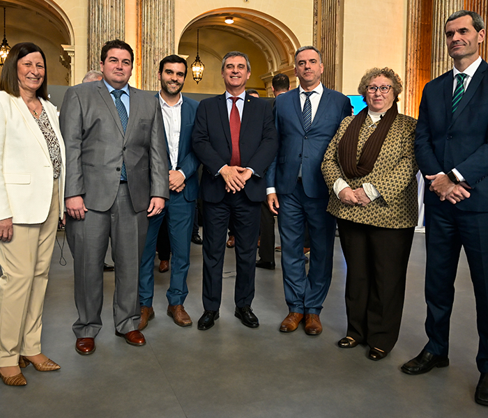 Lanzamiento: BROU A MANO Comercios
